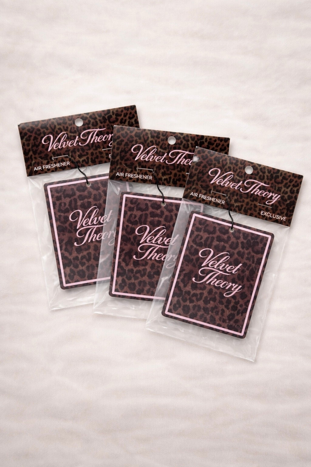 Original Velvet Theory - Vanilla Cream